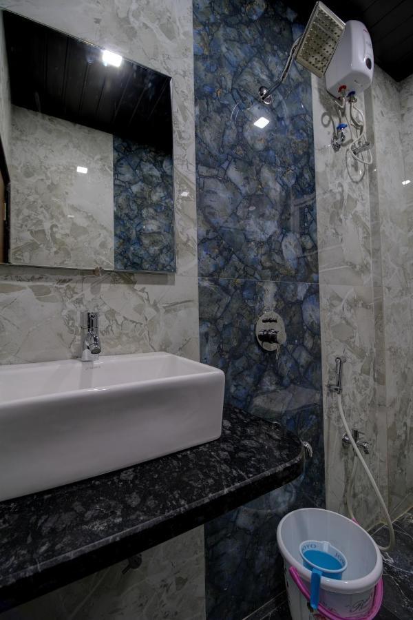 Hotel Mourya Residency นาวีมุมไบ ภายนอก รูปภาพ