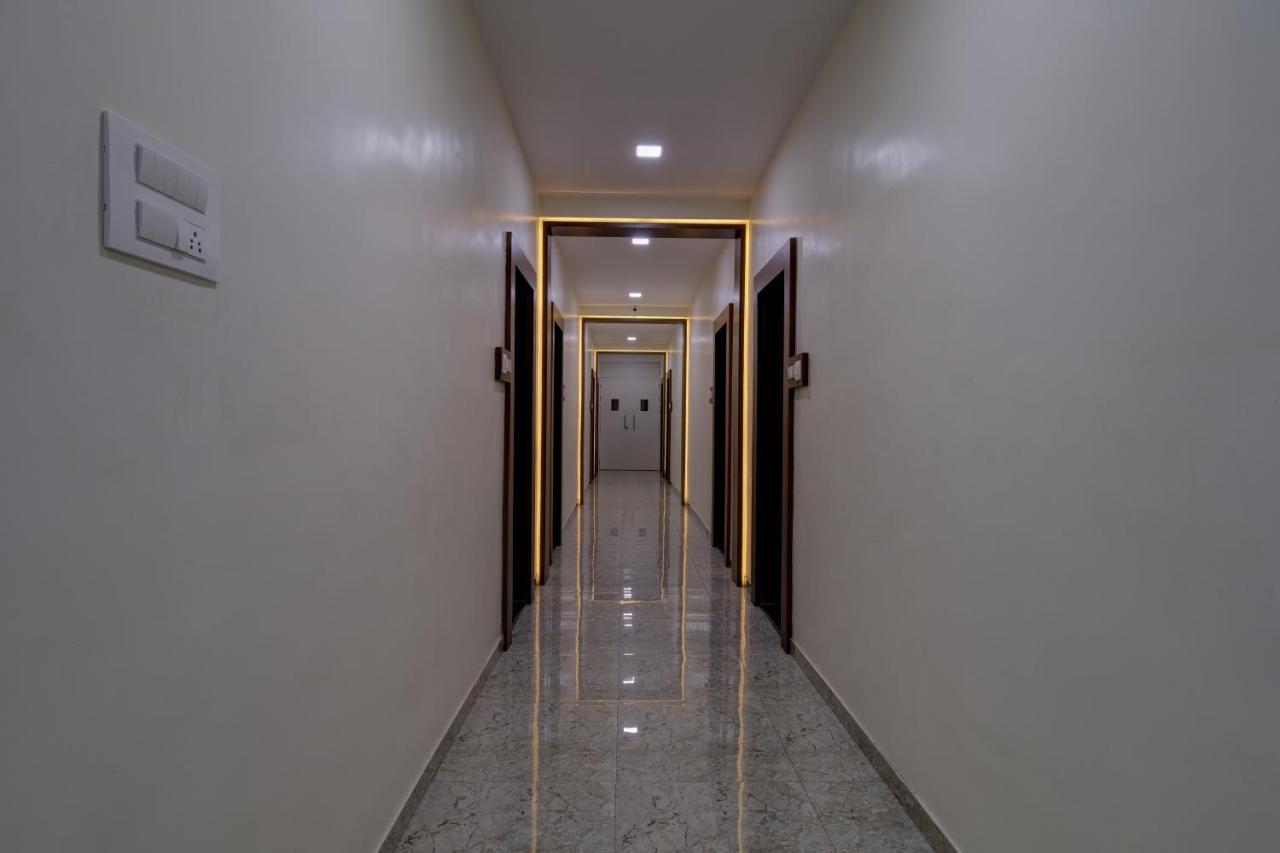 Hotel Mourya Residency นาวีมุมไบ ภายนอก รูปภาพ
