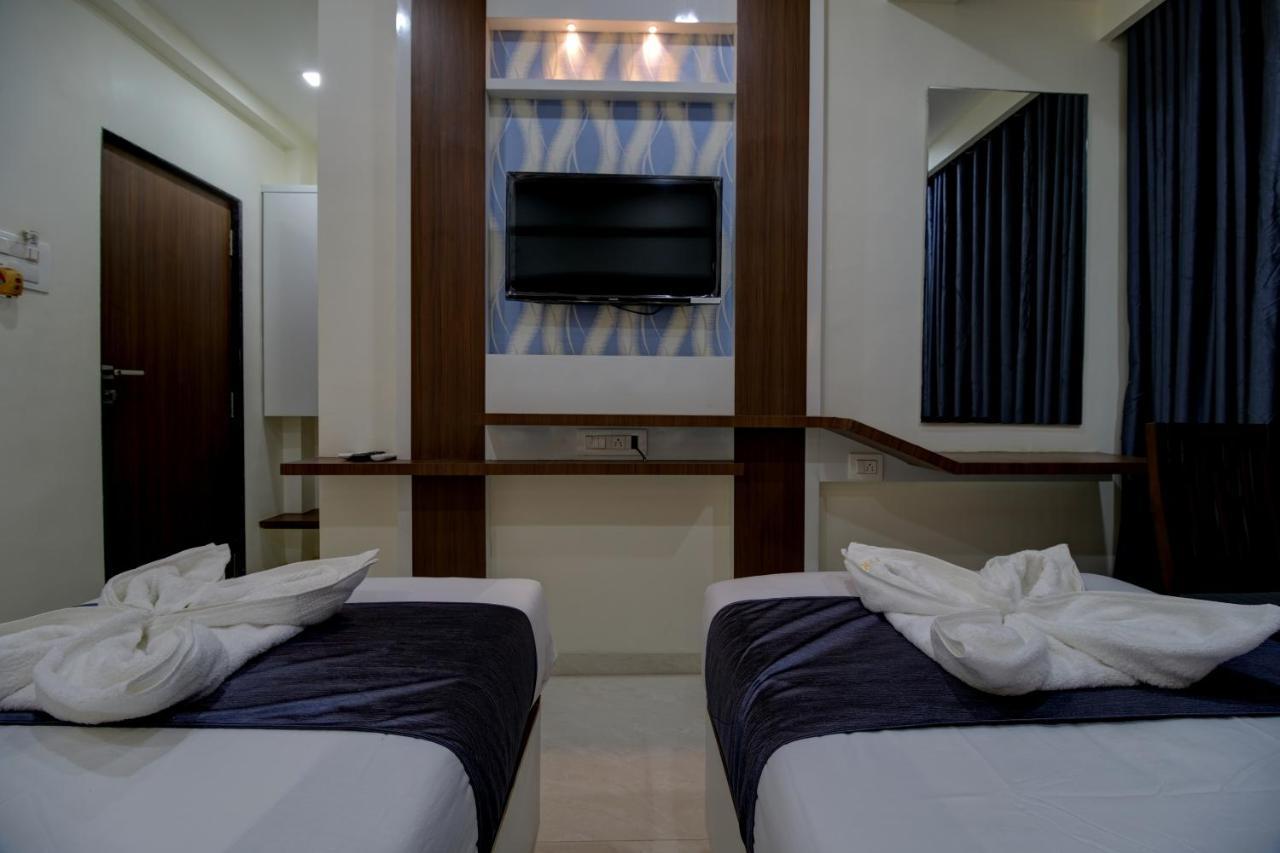 Hotel Mourya Residency นาวีมุมไบ ภายนอก รูปภาพ